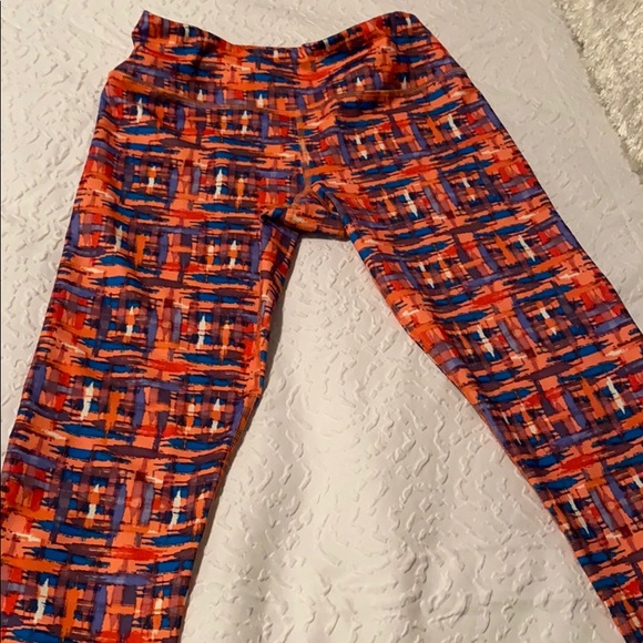 Cropped exercise leggings - Picture 2 of 2